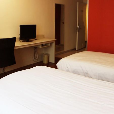 Hanting Hotel Changchun Qimao City Kamer foto